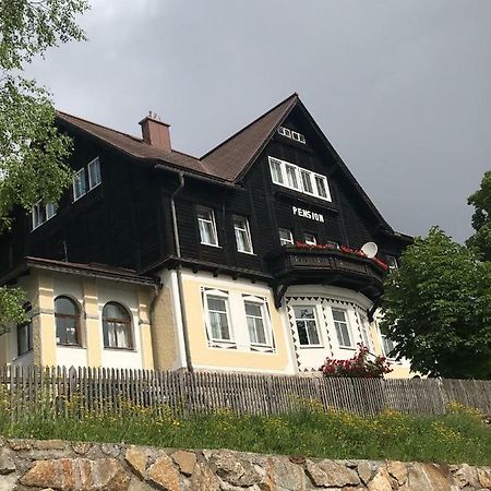 Das Landhaus Puchenstuben Bagian luar foto